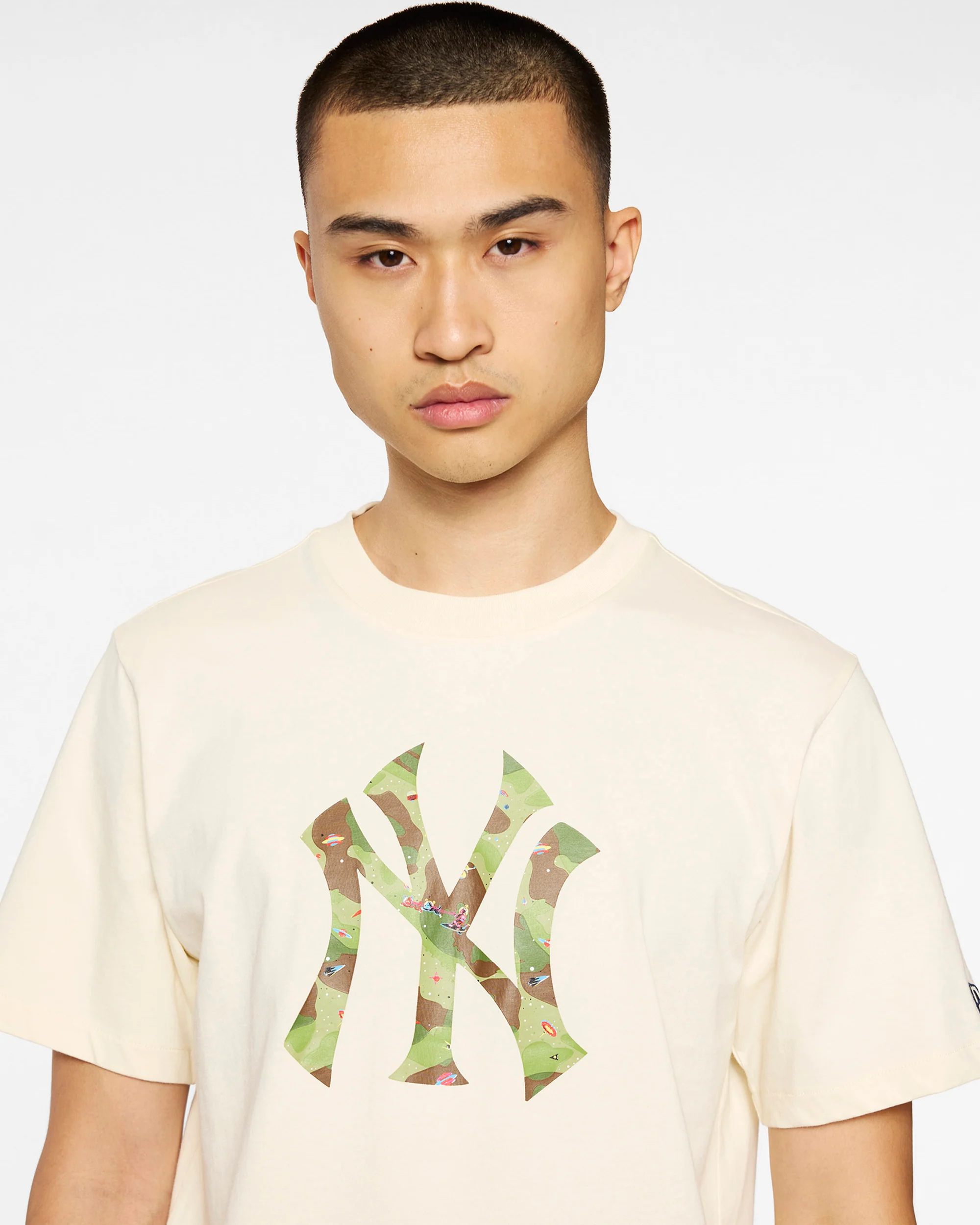 NY Yankees Space Camo Logo Tee - Image 4
